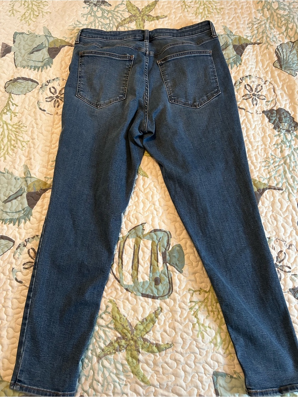 Universal Thread Women's Dark Blue Jeans